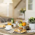 Bed & Breakfast C'era Volta 4*
